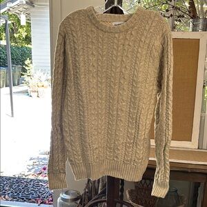 Goodfellow and Co sweater